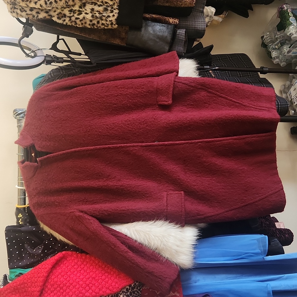 Freepeople burgundy wool like knee length coat with pockets& button-down closure